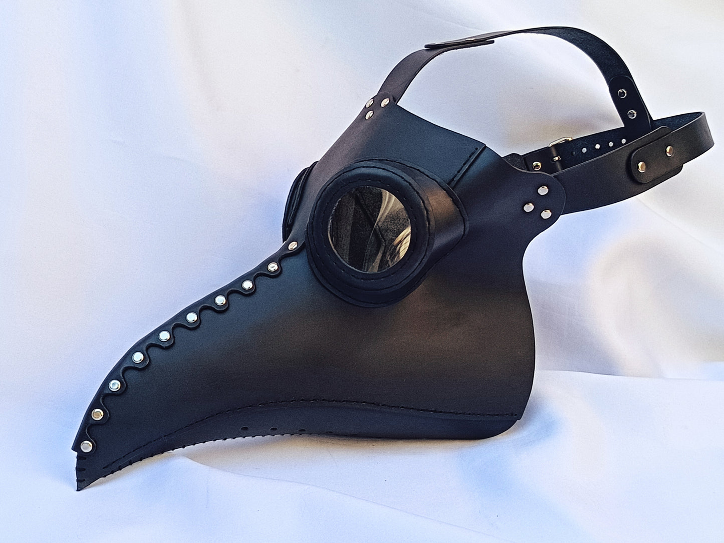 hand crafted Leather Plague Doctor Mask